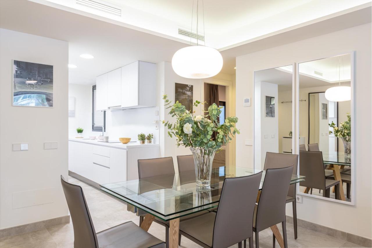 Blue Infinity Luxury Apartment By Ghr Rentals Estepona Exteriér fotografie